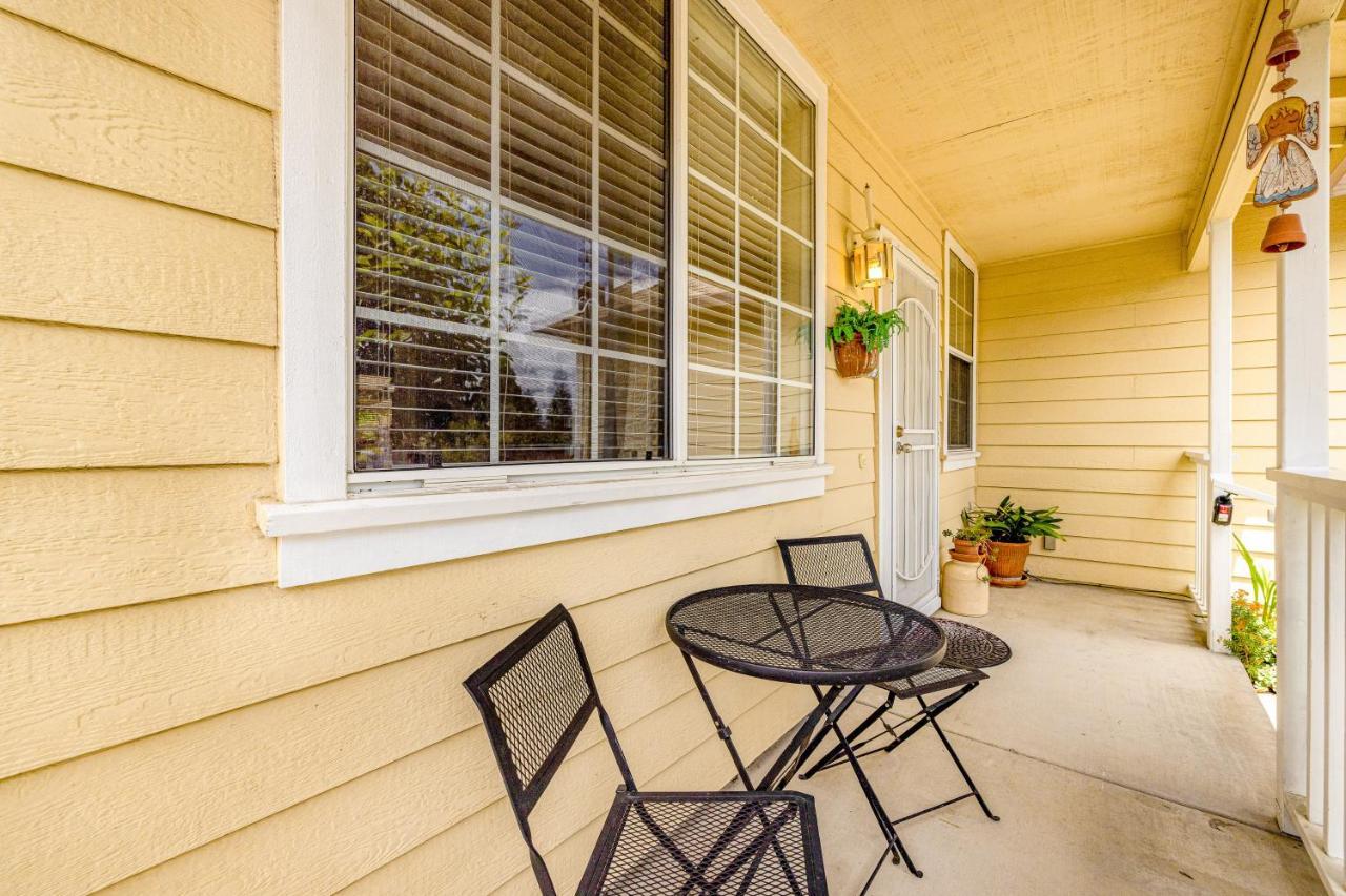Wine Country Getaway Villa Windsor Exterior photo